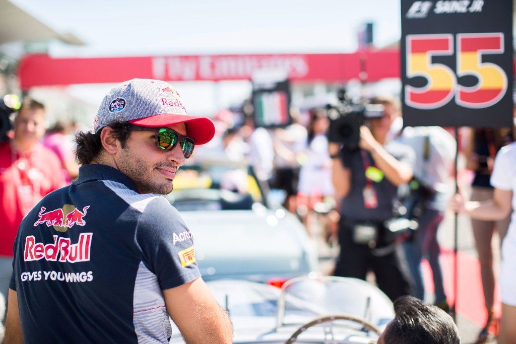 ¿Por qué ha reclamado Renault a Carlos Sainz ya este año?