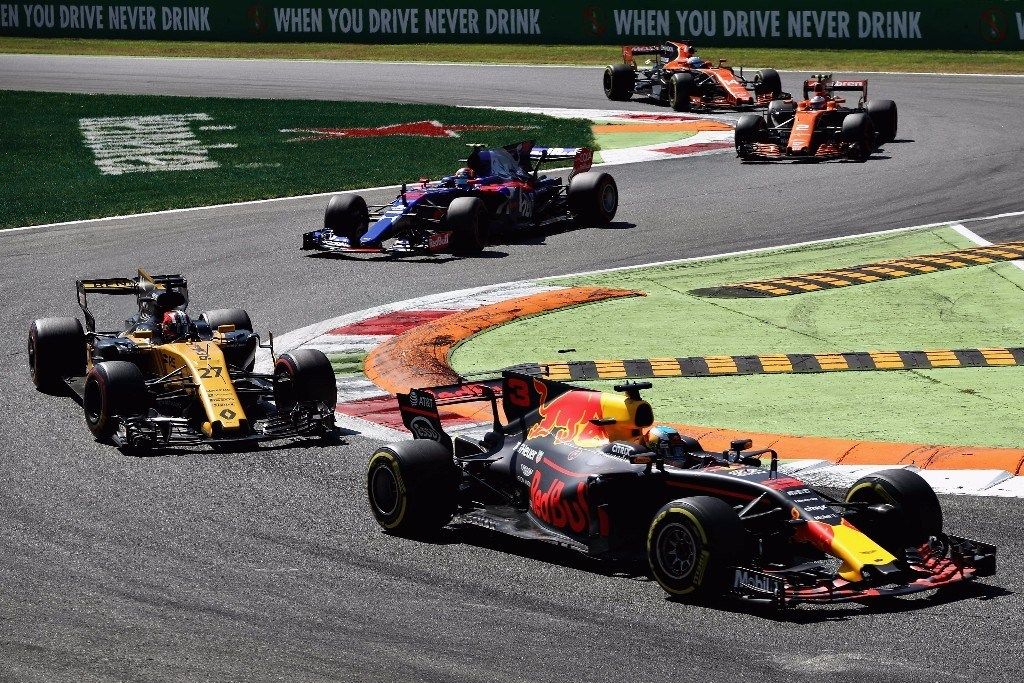 Renault pesca en Red Bull y completará su reestructuración a mediados de 2018