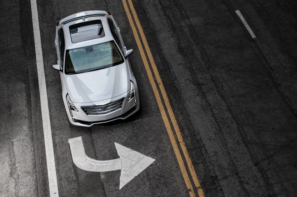 El Cadillac CT6 estrena el sistema Super Cruise de conducción semi-autónoma