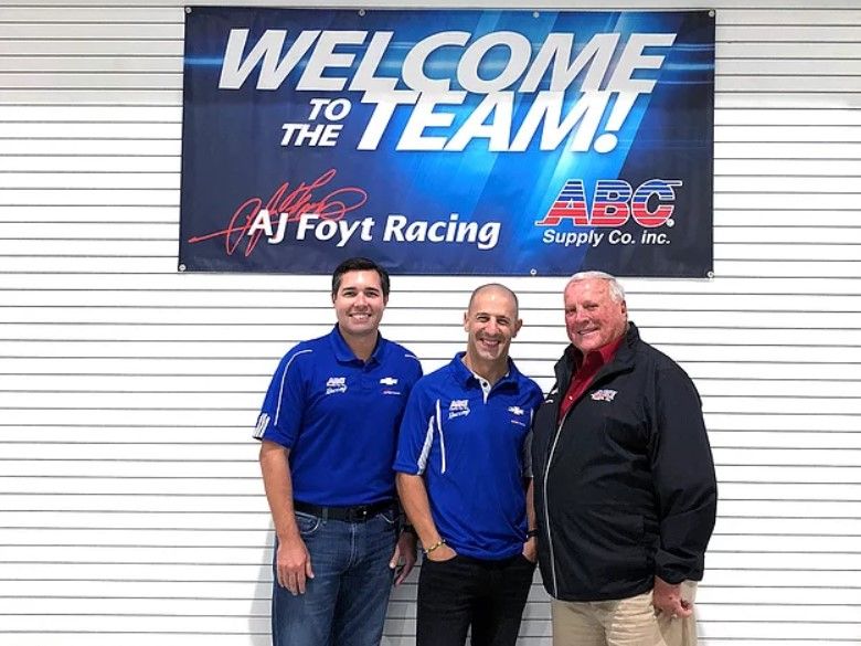 Tony Kanaan y A. J. Foyt juntan sus caminos en busca de glorias pasadas