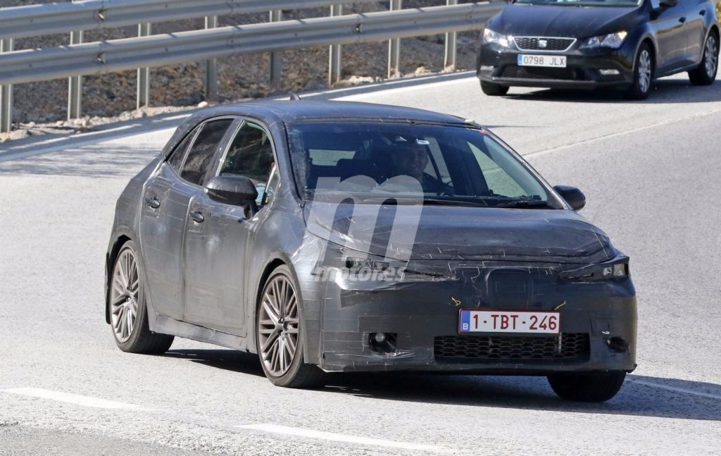 Cazado un prototipo del Toyota Auris 2018: continúa su desarrollo