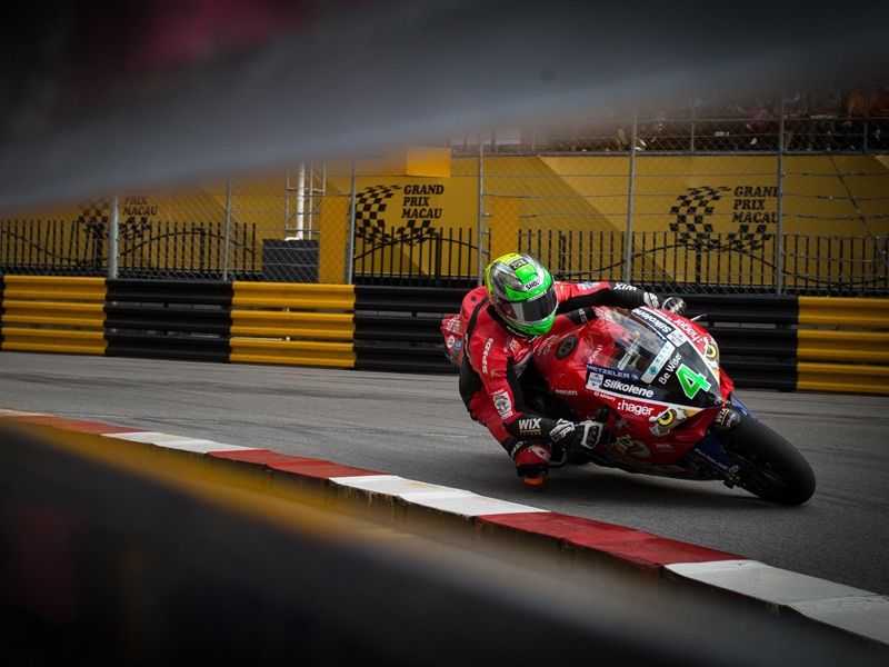 Irwin gana el trágico 51º GP de Macao de Motociclismo