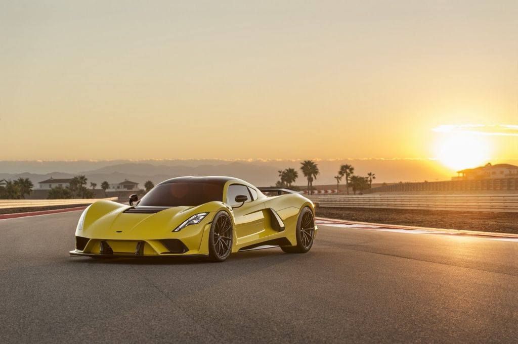 Hennessey nos muestra por primera vez el puesto de mando del Venom F5