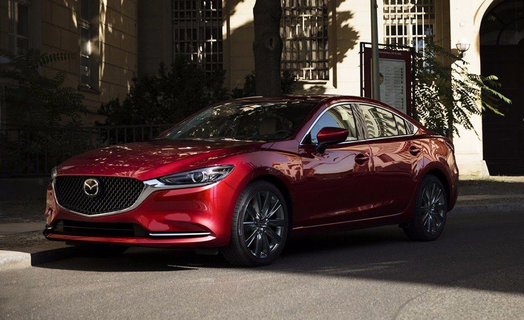 Mazda6 2018: la berlina nipona estrena una imagen más estilizada