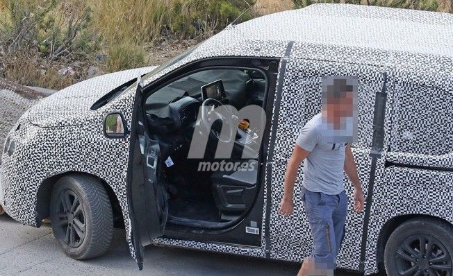 Citroën Berlingo 2018 - foto espía interior