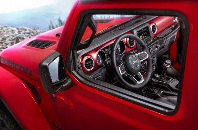 Jeep Wrangler 2018 - interior