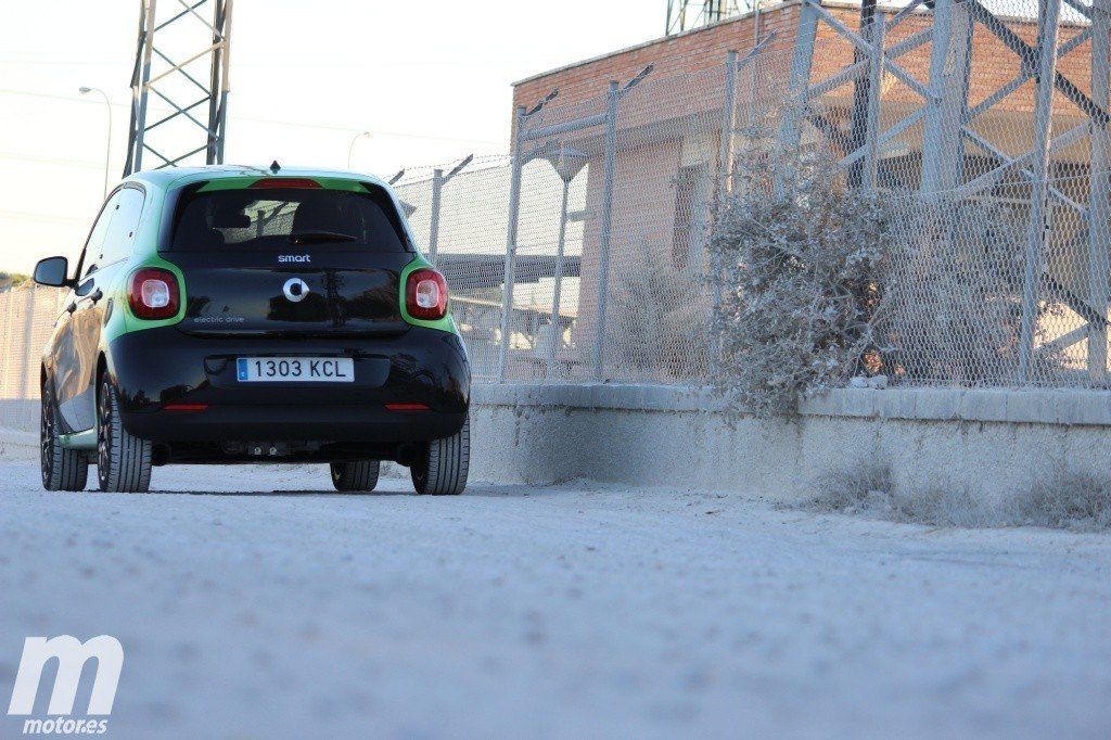 Prueba Smart Forfour Electric Drive: ¿Dónde demonios cargo? (I)