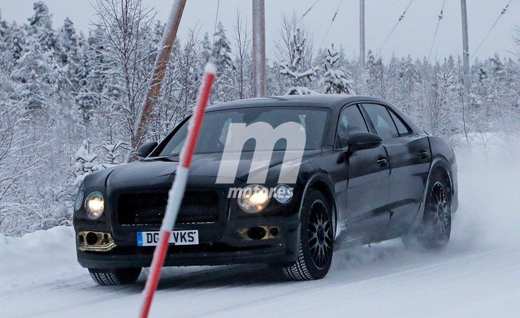 El nuevo Bentley Flying Spur 2019 se enfrenta al frío y la nieve