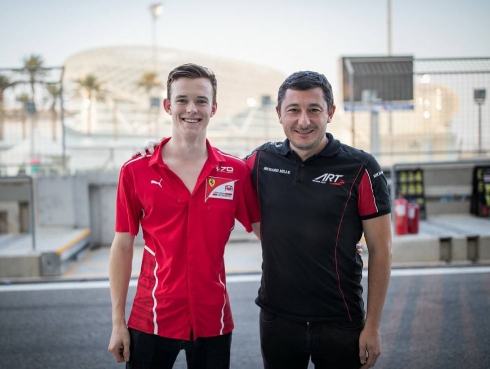 Callum Ilott, piloto Ferrari, firma con ART para "pelear por el título"