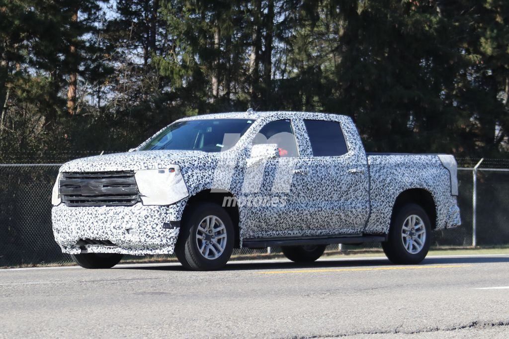 El Chevrolet Silverado 2019 pierde camuflaje a pocas semanas de su debut