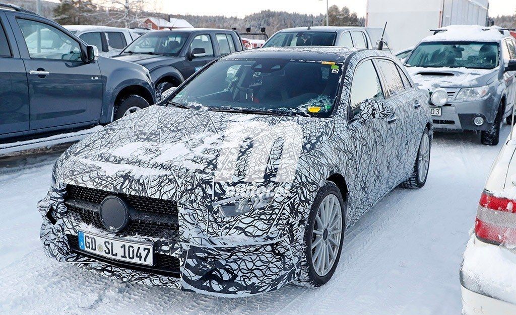 El nuevo Mercedes Clase A Hybrid 2019 se enfrenta a los test de invierno