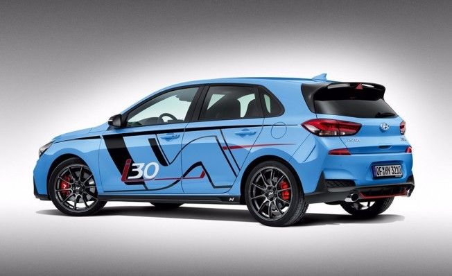 Hyundai i30 N con los accesorios N-thusiast Parts