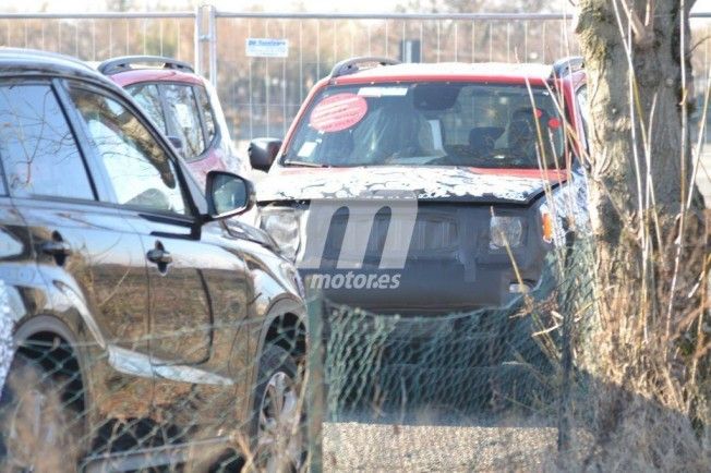 Jeep Renegade 2019 - foto espía frontal