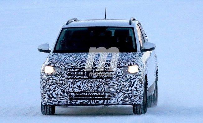 Volkswagen T-Cross 2018 - foto espía frontal