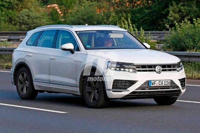 Volkswagen Touareg 2018 - foto espía