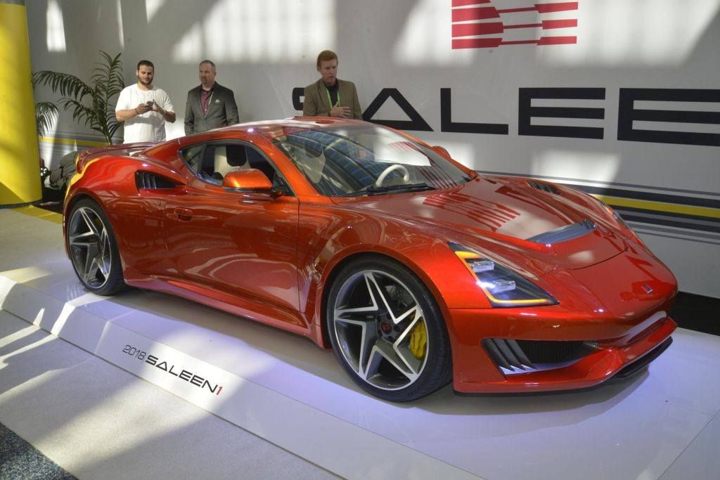 El Saleen S1 presentado oficialmente en el Salón de Los Ángeles