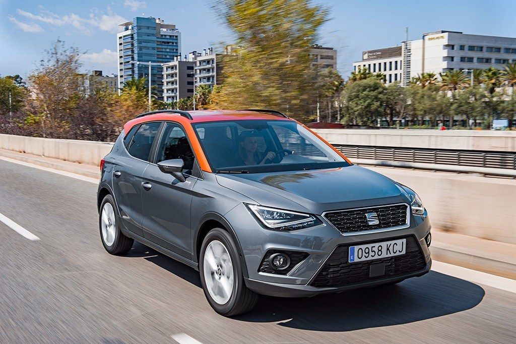 España - Noviembre 2017: El Seat Arona lidera la nueva hornada de crossovers