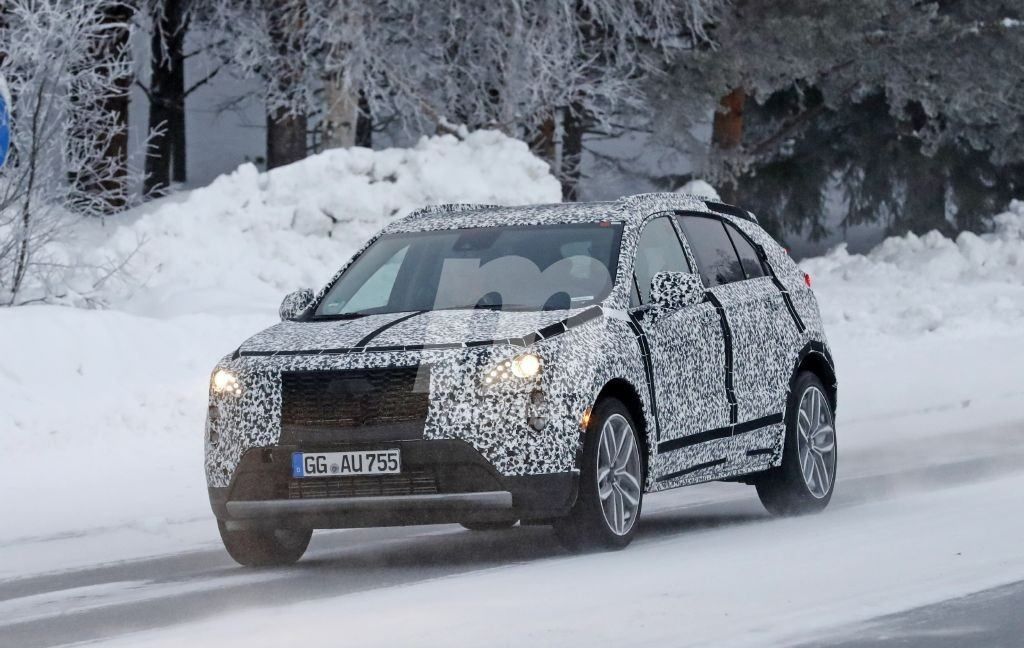 El nuevo Cadillac XT4 se deja ver en las pruebas de invierno de Europa