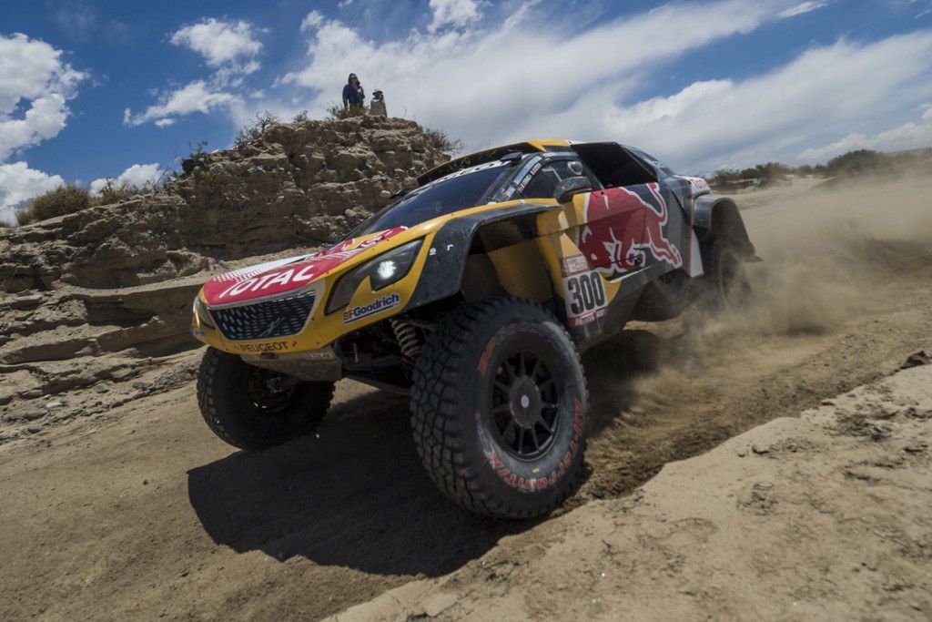 Dakar 2018, etapa 10: Sainz para el ataque de Peterhansel