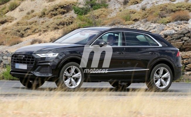 Audi Q8 2018 - foto espía lateral