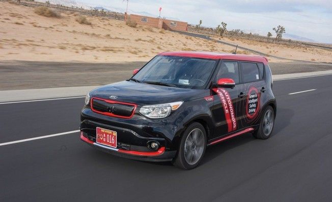 Prototipo de coche autónomo basado en el Kia Soul