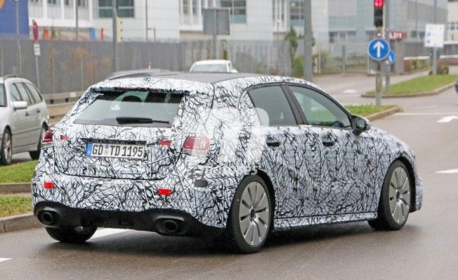 Mercedes-AMG A 35 2018 - foto espía posterior