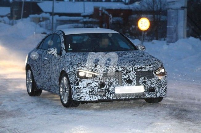 Mercedes Clase CLA 2020 - foto espía frontal