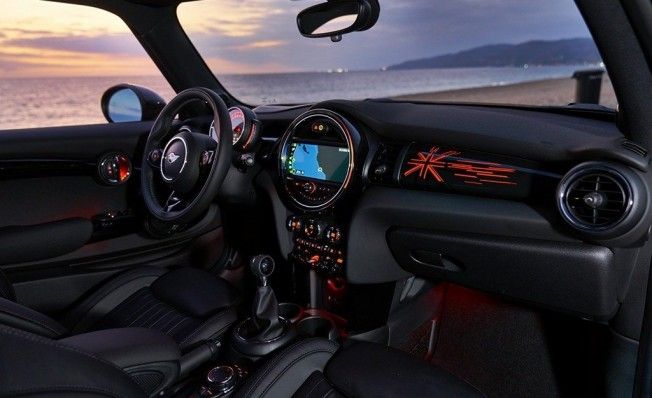 MINI 2018 - interior