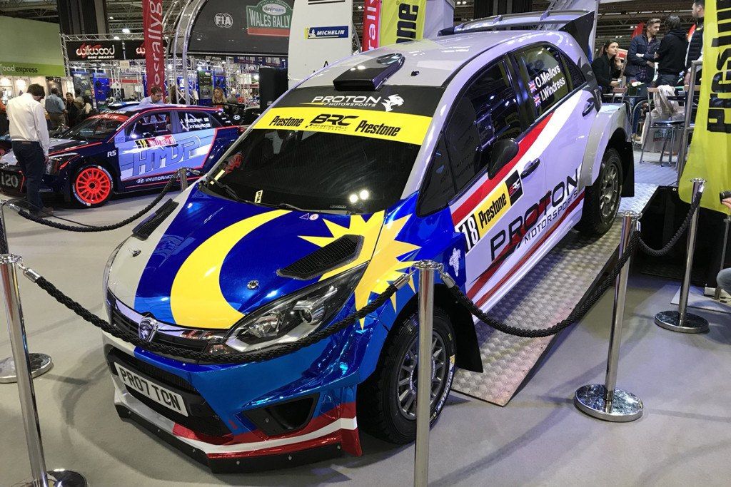 El Proton Iriz R5 ya luce los colores oficiales de la marca