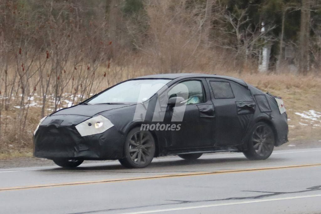 El nuevo Toyota Corolla sedán cazado en su configuración definitiva