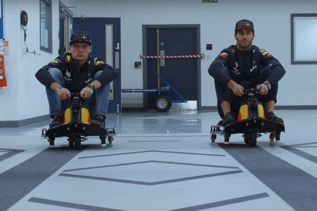 [Vídeo] Ricciardo y Verstappen se divierten en Milton Keynes