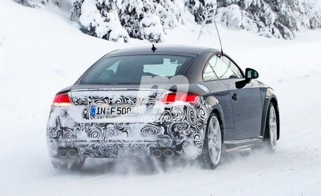 Audi TTS 2019 - foto espía posterior