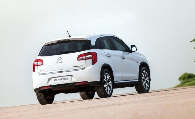 Citroën C4 Aircross - posterior