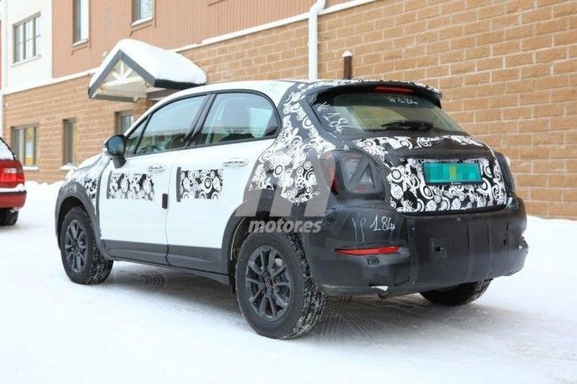 Fiat 500X 2019 - foto espía posterior