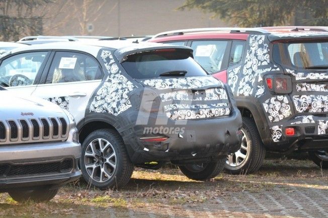 Fiat 500X 2019 - foto espía posterior