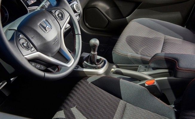 Honda Jazz 2018 - interior