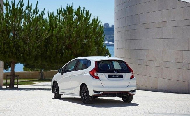 Honda Jazz 2018 - posterior