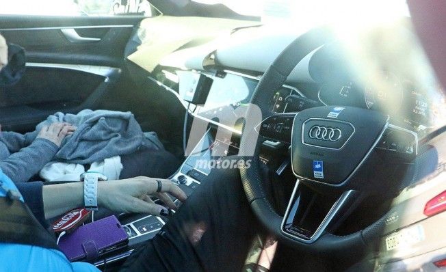 Audi A6 Avant 2019 - foto espía interior