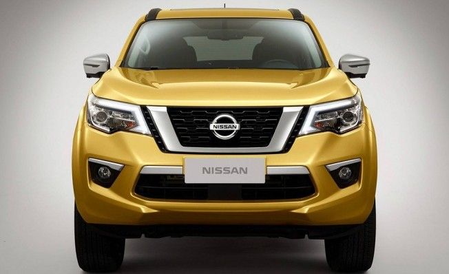 Nissan Terra - frontal