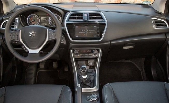 Suzuki S-Cross - interior