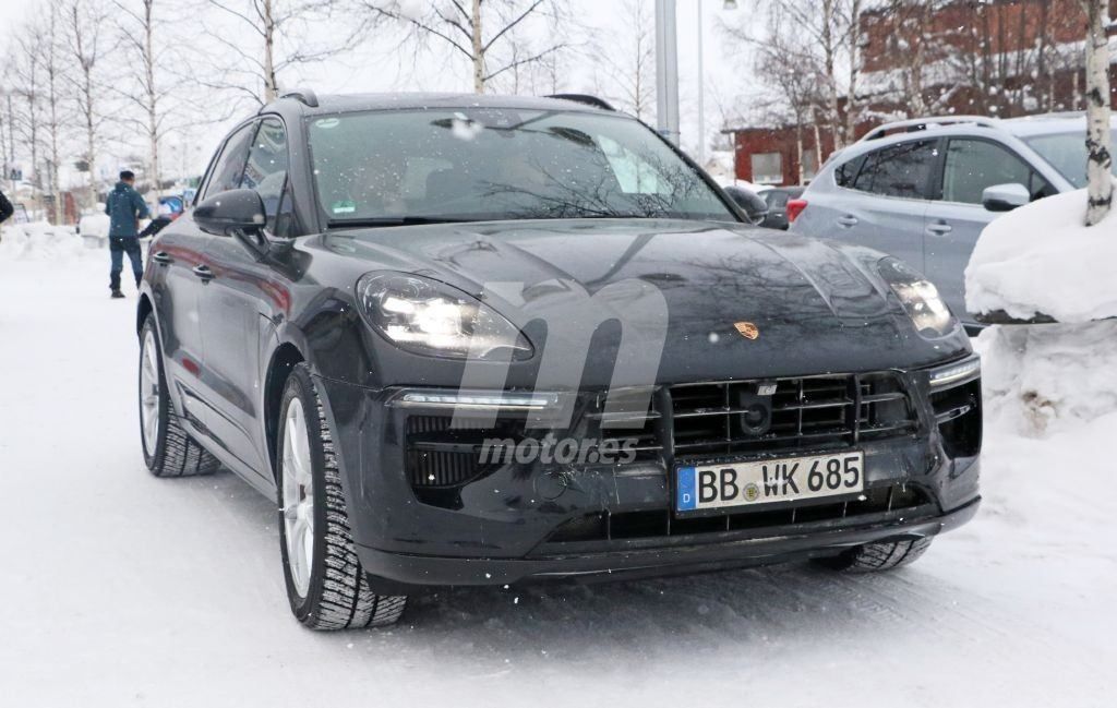 El actualizado Porsche Macan continúa sus pruebas mostrando parte de su nuevo interior