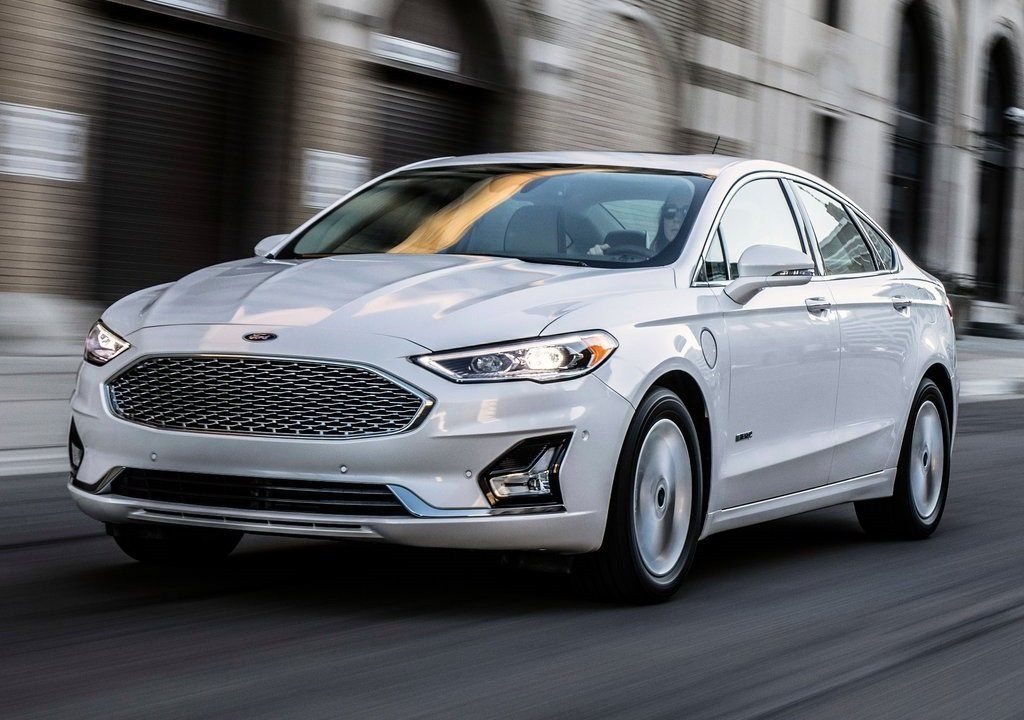 Ford adelanta el actualizado Fusion 2019 con sistema Co-Pilot360