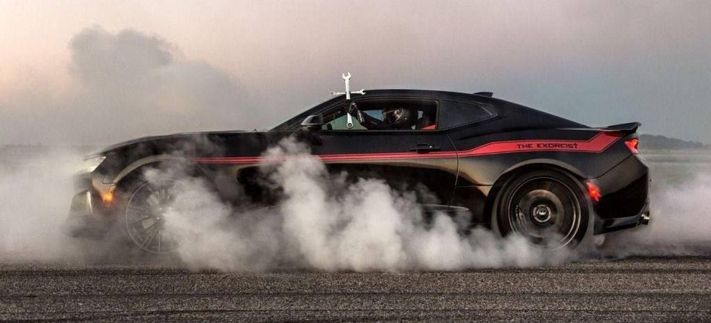 El Hennessey 'The Exorcist' prueba que bate al Dodge Demon contra el crono