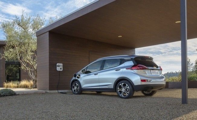 Chevrolet Bolt - posterior