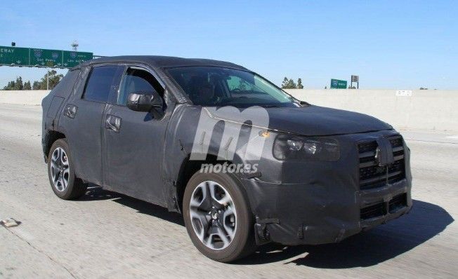 Toyota RAV4 2019 - foto espía