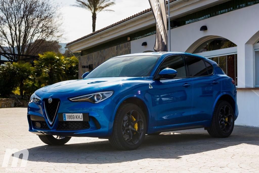 Prueba Alfa Stelvio Quadrifoglio, 510 CV de "puro amore" (con vídeo)