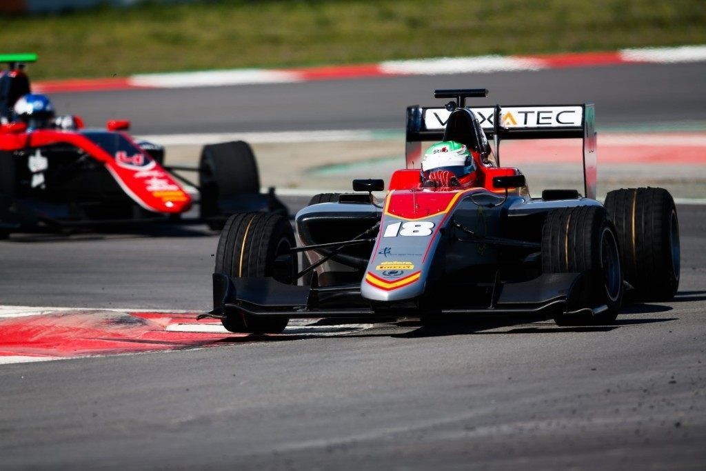 Leonardo Pulcini sigue en racha y frena a ART en Montmeló