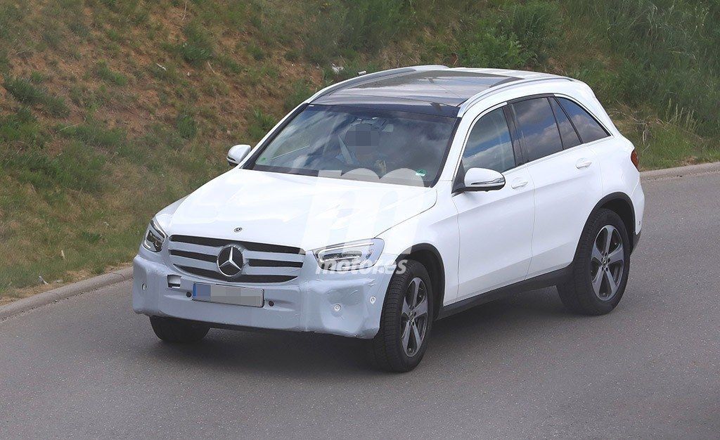 Mercedes ya trabaja en el lavado de cara del Clase GLC, llegará en 2019