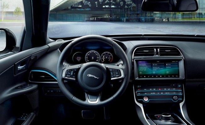 Jaguar XE Landmark Edition - interior