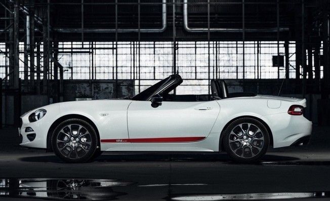 Fiat 124 Spider S-Design - lateral